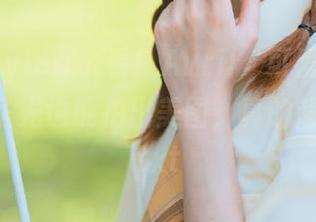 beautyleg – 看！Avril“可爱”写真，不用圣光也能拍出美图，真的超级赞！.txt
