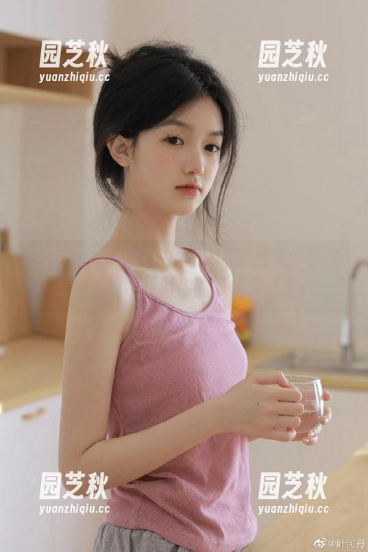 beautyleg - 在Brindy职业装的私房美图中，寻找到你的职场灵感.txt