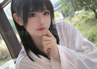 miko酱吖的柴郡猫写真集，精彩套图免费分享给你.txt