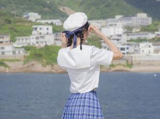 感受nagisa魔物喵的丝袜诱惑，独特写真集原图带你进入梦幻世界！.txt