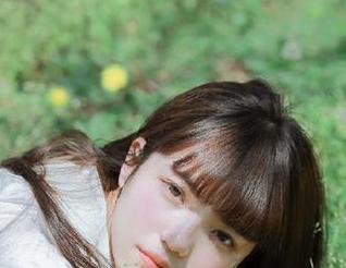 pans – Tina与丝袜的完美结合：带你领略她的美丽图片合集.txt