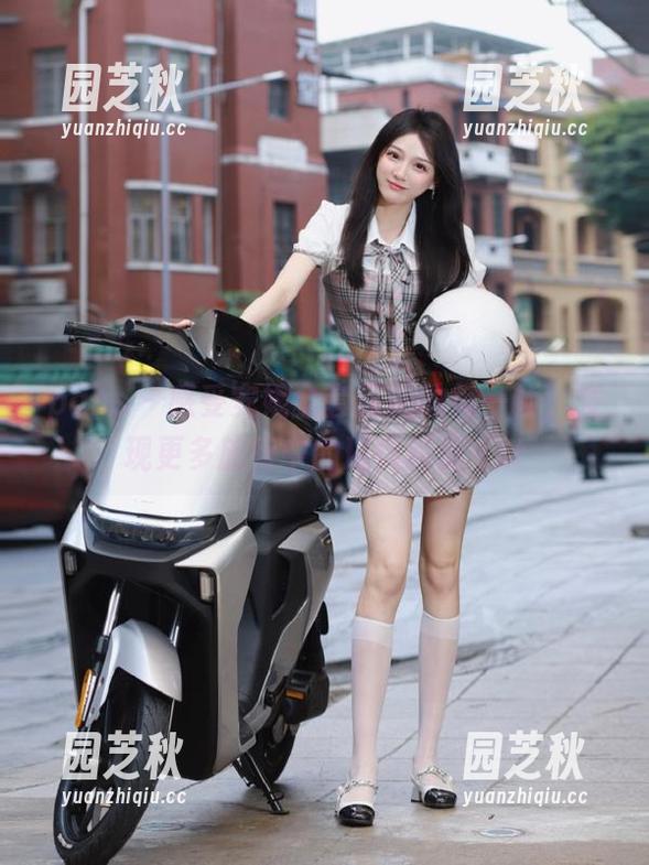 pans - 感受安妮全套旅拍的每一帧，发现更多旅行中的璀璨瞬间.txt