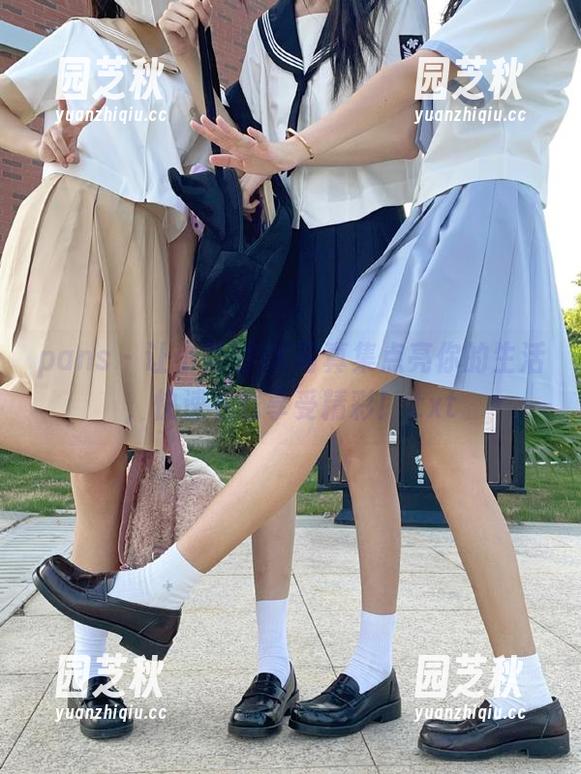 pans - 让小柔的JK写真集点亮你的生活，快速下载享受精彩！.txt