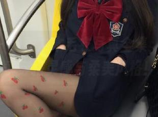 pans – 下载木木毛衣写真全集，解锁你的冬季穿搭灵感与柔美风格！.txt