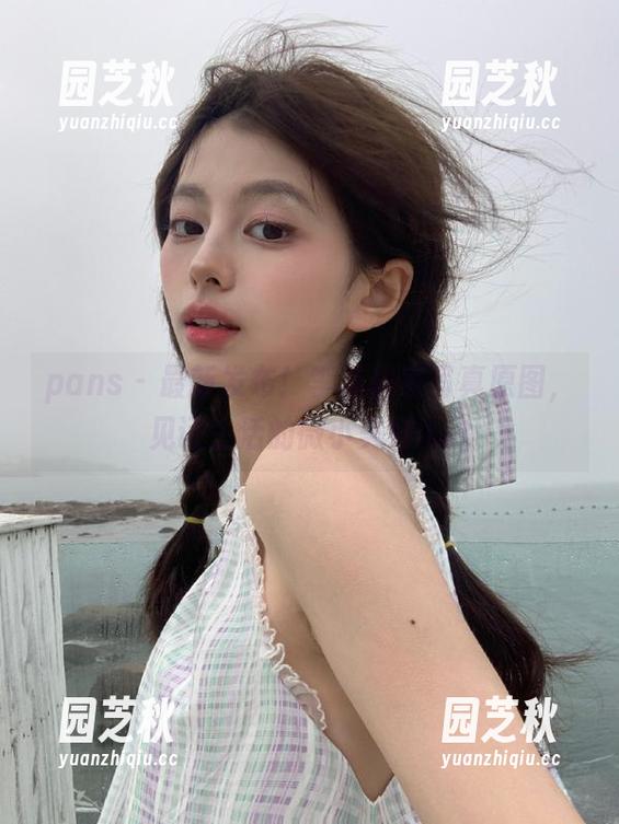 pans - 最新发布！李沫居家写真原图，见证生活的微小美好.txt