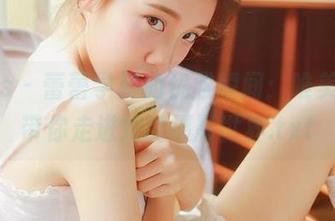 pans – 蕾蕾学姐的优雅瞬间：唯美图包带你走进她的摄影世界.txt