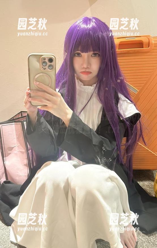 2025新年韩服写真全集，迅速下载sally多啦雪的优雅魅力！.txt