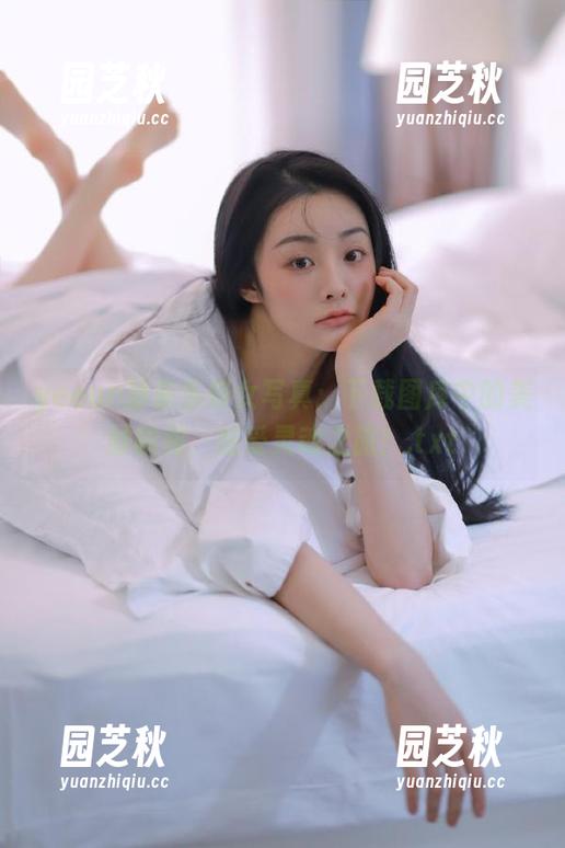 yeeun孙乐乐修女写真：下载图库中的美妙瞬间，感受灵魂之旅！.txt