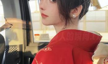 一小央泽海边风情：必收藏的写真集资源，记录每一个动人的瞬间.txt