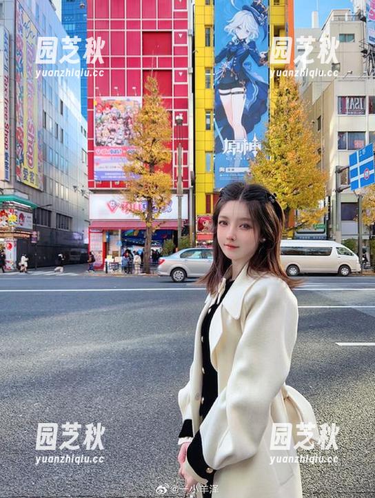 一小央泽黑龙少女全新免费套图，高清细腻令人惊艳！.txt