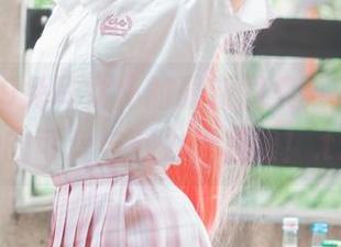 三度_69兔耳女仆的最新图集更新，探索她的可爱与魅力无极限！.txt