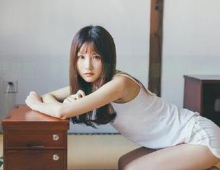 微密圈 – 精选原图：不爱笑的赛琳与剧情交织的瞬间，让你大开眼界的摄影之旅！.txt