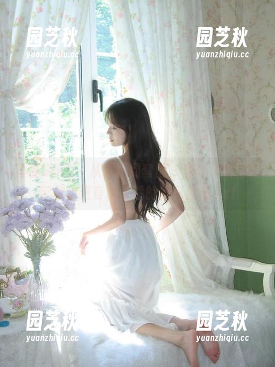 丝慕GIRL - 从原图到套图，佳佳短裤写真带你走进身心舒适的夏日氛围.txt