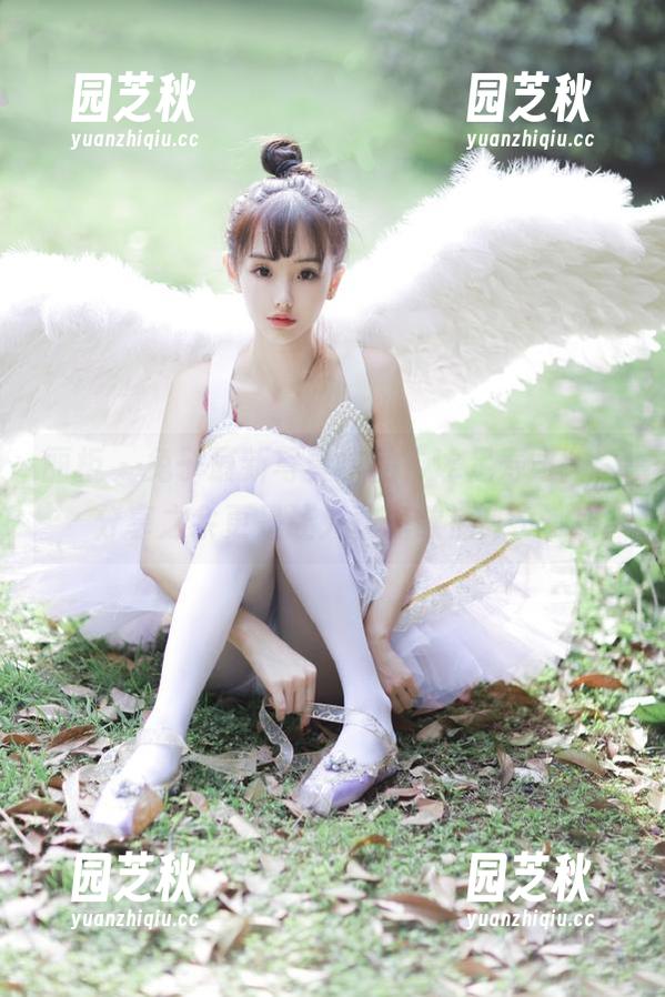丽柜 - 兔子最新写真作品“冰足寿司”，分享之余更是让人垂涎欲滴！.txt