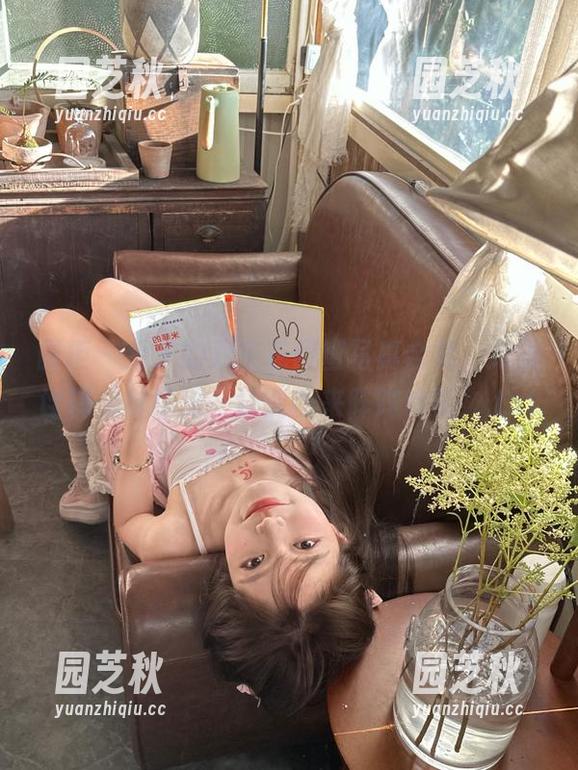 丽柜 - 兔子的双生花闺蜜写真合集，完美诠释姐妹情深，还能带来阵阵欢笑！.txt