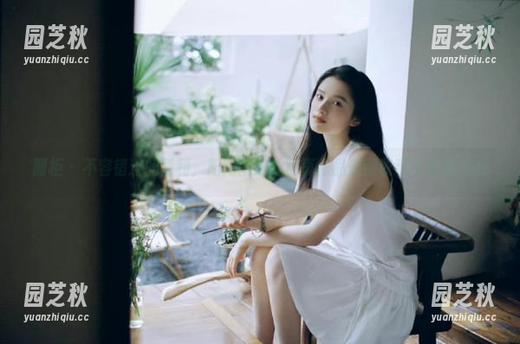 丽柜 - 不容错过的福利，阳阳的妹妹写真作品值得收藏与欣赏.txt