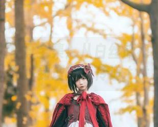 五更百鬼写真全集：从白丝旗袍看她对美的独到理解与传递.txt