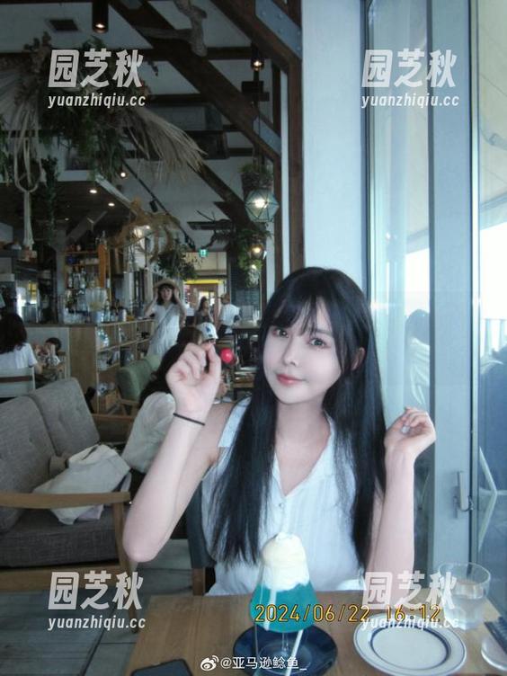 探索亚马逊鲶鱼的裸足魅力：独特图库分享带你走进艺术世界.txt