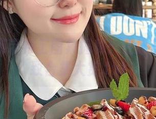 你夏夏绑带特工图集揭秘：性感美学的精致合集大赏.txt