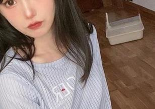 倦倦喵的妹妹cos图集抢先看，甜美风格让你心动不已.txt
