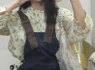 克拉女神 – 捕捉剪影与光影，欣赏杨暖黑色私房图包的艺术表达.txt