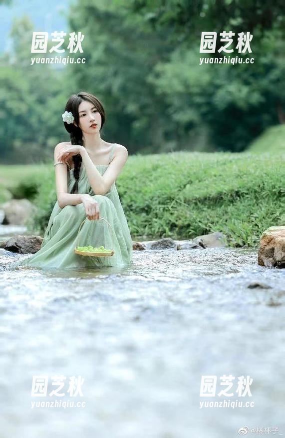 克拉女神 - 体验江琴户外美图的全套原图，感受阳光与自然的温暖.txt