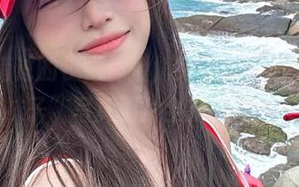不可错过的视觉体验，兔玩映画“不要脱袜子”写真图片全新发布.txt