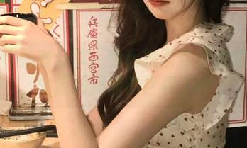 精彩作品集分享：兔玩映画带你走进绫波宅服和玛修的世界.txt