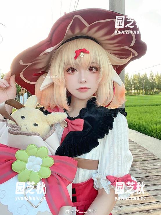 美丽的原神可莉：六二二同学带你走入梦幻写真和套图之旅.txt