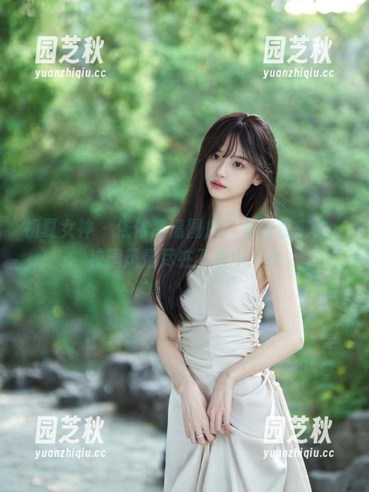 初夏女神 - 依依高清图库：母校我来了，校园风情尽在不言中.txt
