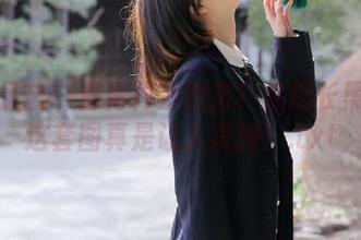 南国足艺 – 青青再次出击！性感长黑丝的这套图真是让人震撼！.txt