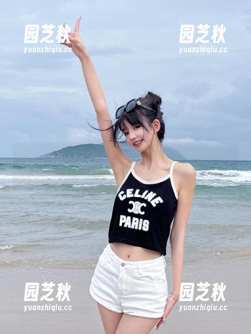 南鸽的透明女仆cos写真，带你领略魅惑与梦幻的结合照片.txt
