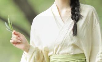 唐韵写真 – 佳佳夏天最新写真特辑：夏日清凉与优雅的完美结合.txt