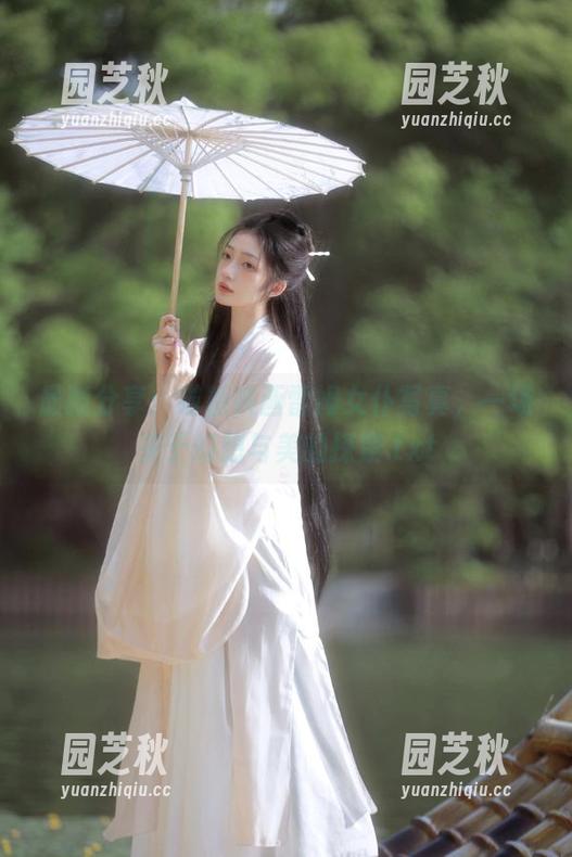最新分享：喵糖映画雷姆女仆写真，一场关于幻想与美的探索.txt
