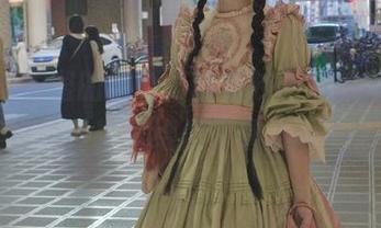 性感与甜蜜的结合，喵糖映画最新写真《白色砂糖》给你惊喜体验.txt