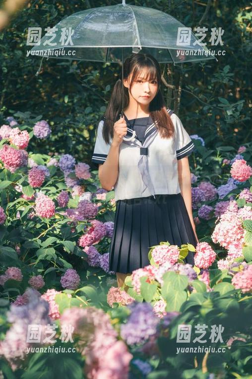最新写真集上线，喵糖映画与索尼子和服的完美融合.txt