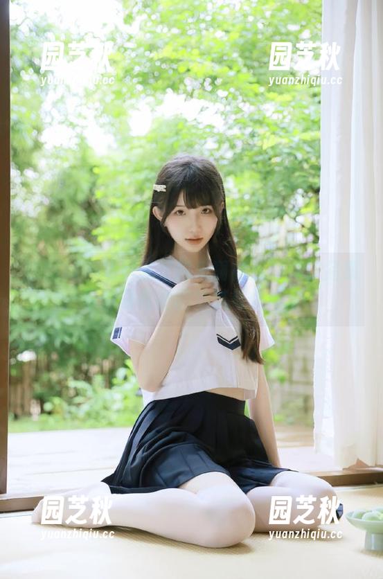 嗲囡囡 - 精选就是阿朱啊裸足写真作品集，带你领略她的细腻与优雅.txt