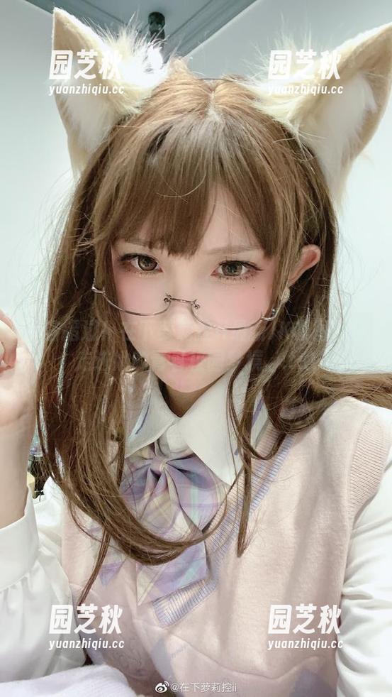 不容错过！在下萝莉控ii最新JK套图带你走进她的青春校园梦境。.txt