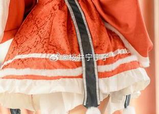 失眠小宁的白衬衫最新美图，静谧时光下的优雅呈现.txt