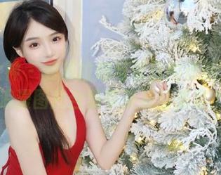 头条女神 – 曼苏拉娜与夏日的清新邂逅——浪漫图片合集带来视觉盛宴.txt