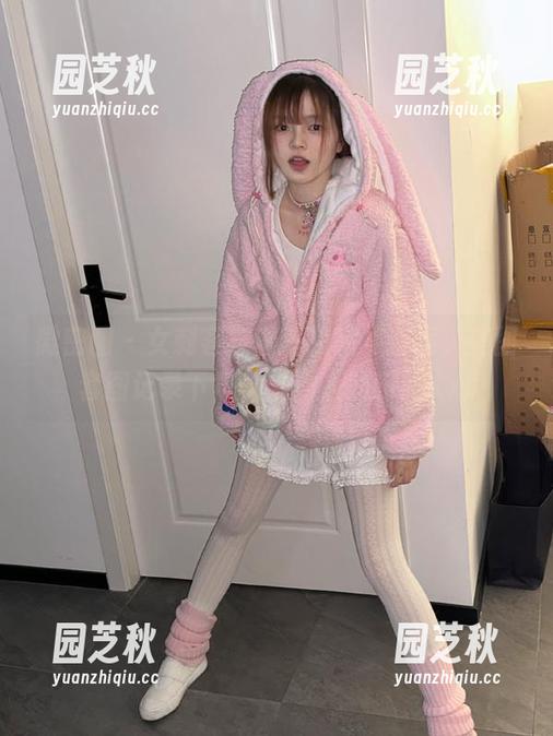 微密圈 - 女刺客与浴室的完美邂逅，美图套图记录下每一个动人的瞬间.txt