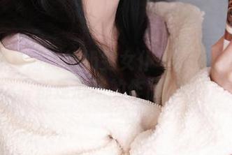 微密圈 – 细腻的奶雯女仆写真：每张图片都是心动的作品.txt