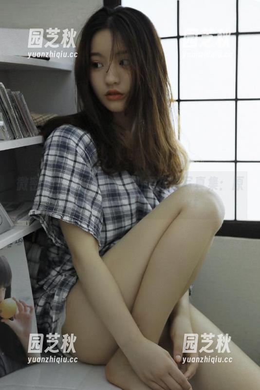 微密圈 - 快乐绽放！奶雯花裙写真集：原图揭秘那抹夏日色彩.txt
