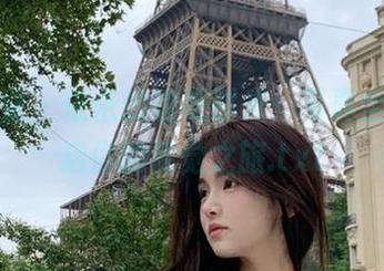 妖精视觉 – 依依的透明时光：写真全集，开启你的视觉之旅.txt