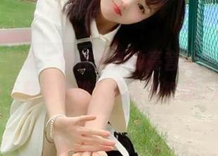 学妹加速跑 – 佳佳最新油亮套图发布，免费下载带你进入摄影新视界.txt