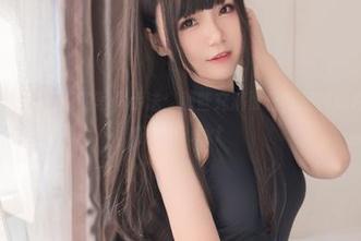 看看宅夏yoko金莲的写真手法：那些充满夏日气息的照片，打动你的心！.txt