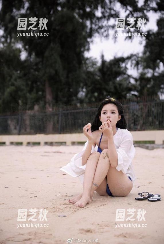 微密圈 - 小玉吃果冻携手软萌妹纸，高清写真集带你领略不一样的甜美风情，快来围观！.txt