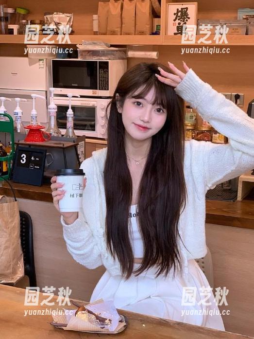 少女秩序 - 下载乐栀独特美足写真，美图让你的生活更加精彩纷呈.txt