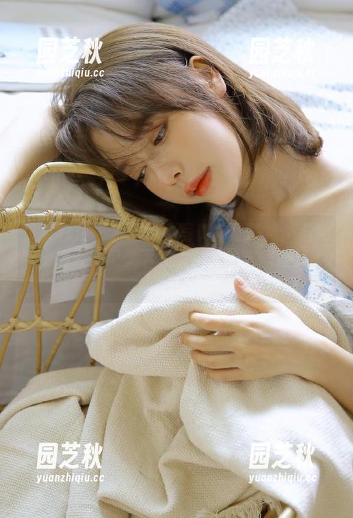 少女秩序 - 小满奶牛写真作品精选：看她如何用镜头记录下生命的柔软与坚韧。.txt