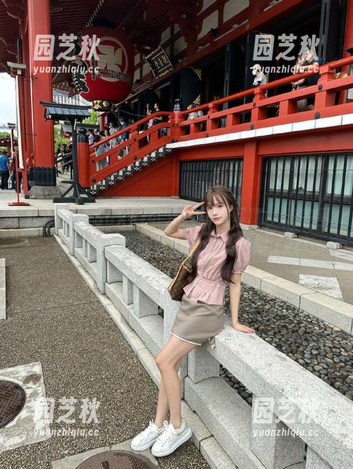 尤果网 - Sukki可儿双马尾写真，精美图包演绎青春与活力的完美瞬间.txt